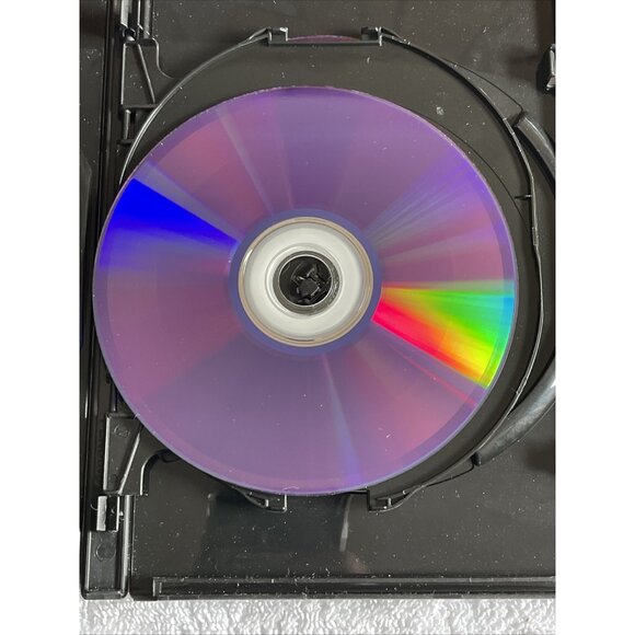 Queen Of The South The Complete Third Season 3 Disc Set DVD - Ex-Library Copy - Picture 6 of 9